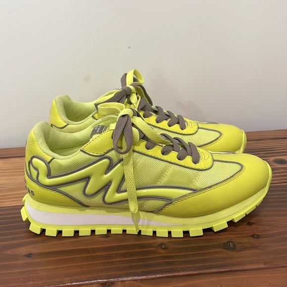 Marc Jacobs The Jogger Sneakers Size 39 US 9 The Fluoro Jogger In Fluo Yellow - Picture 7 of 14